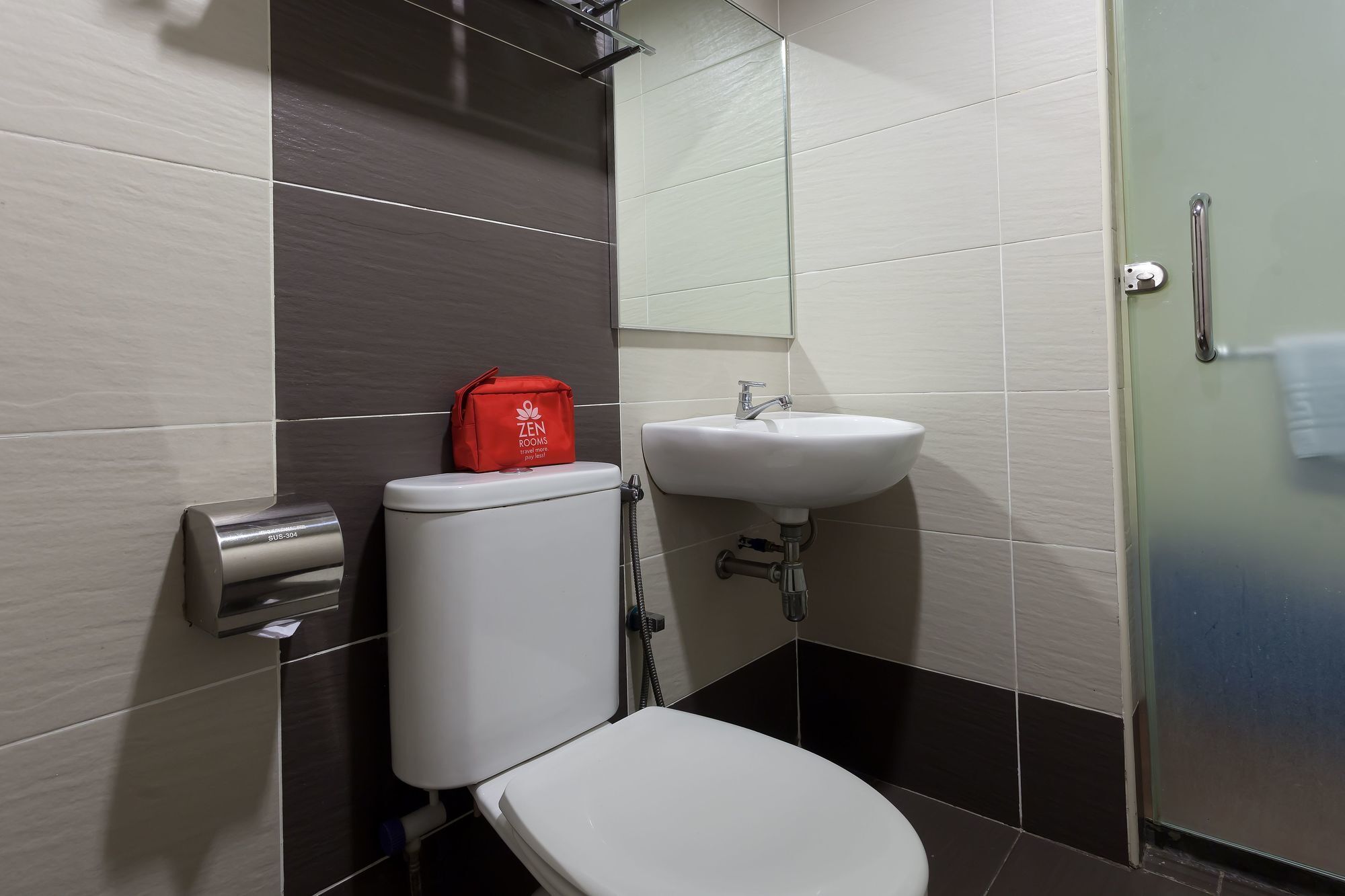 Zen Rooms Opposite Ymca كوالالمبور المظهر الخارجي الصورة